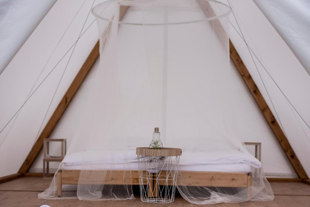 Lupa Tent Budakalasz Exterior photo